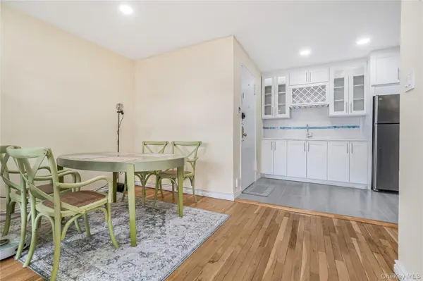 133 Beach 120th ST #3A, Rockaway Park, NY 11694