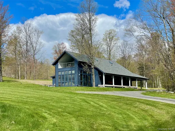 323 Haddock Hill RD, Chatham, NY 12136