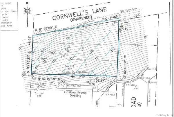 103 Firwood RD, Manorhaven, NY 11050