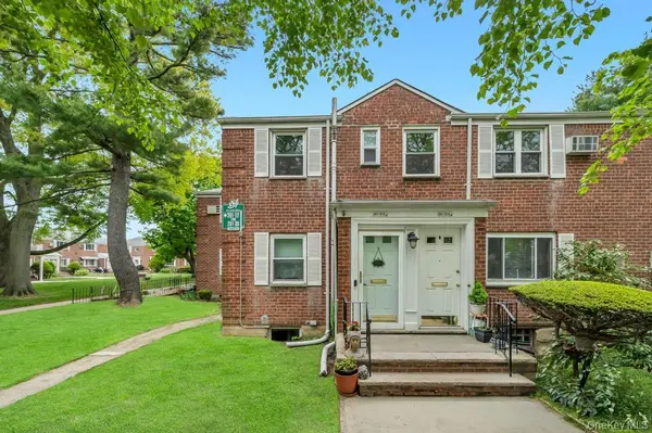 261-10 Langston AVE #G99E, Glen Oaks, NY 11004