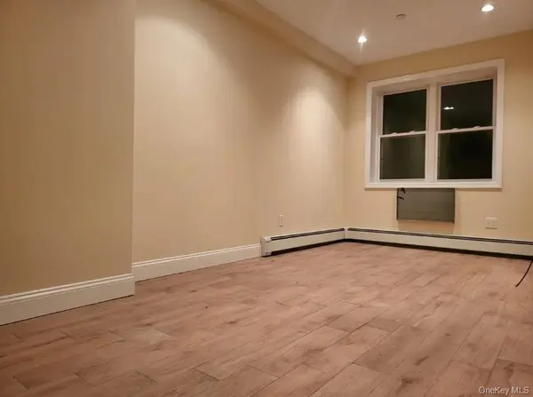27 Cox PL, Brooklyn, NY 11208