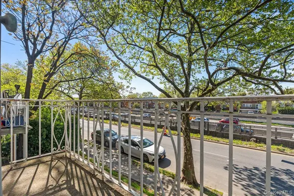 147-44 Village RD #87D, Jamaica, NY 11435