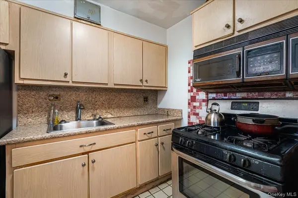 147-44 Village RD #87D, Jamaica, NY 11435