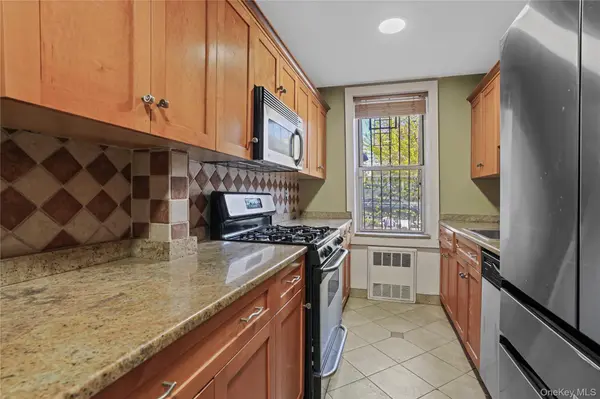 63-11 Queens BLVD #B11, Woodside, NY 11377