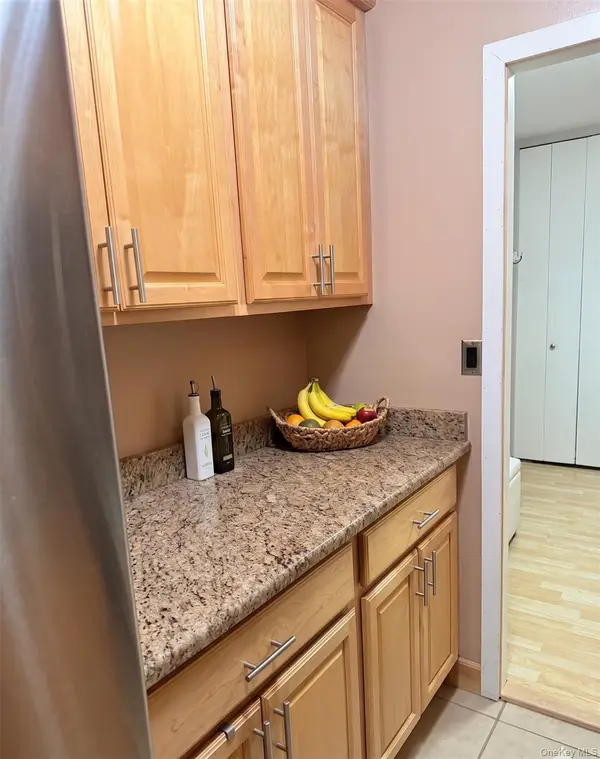 100 E Hartsdale AVE #5FE, Hartsdale, NY 10530