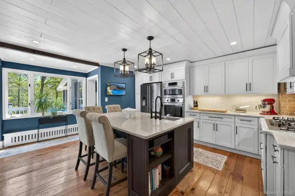 88 Maple AVE, Warwick, NY 10990