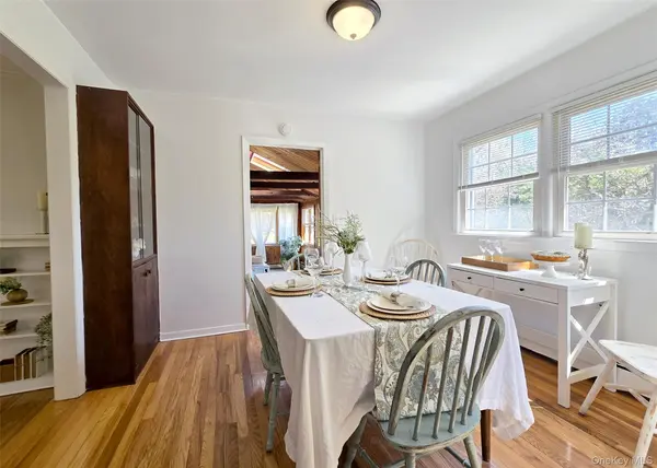 102 McConnell AVE, Bayport, NY 11705