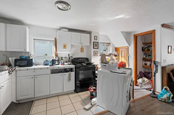 25 S Prospect ST, Kingston, NY 12401