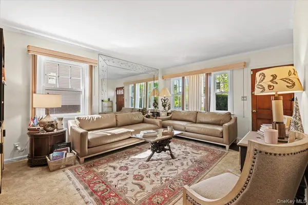 183-41 Dalny RD, Jamaica Estates, NY 11432