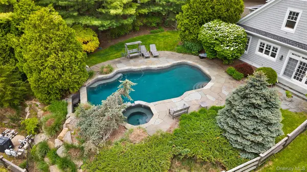 127 Boutonville RD, Pound Ridge, NY 10576