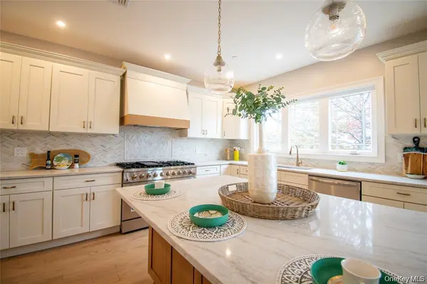 3004 Harbor ST, Baldwin, NY 11510