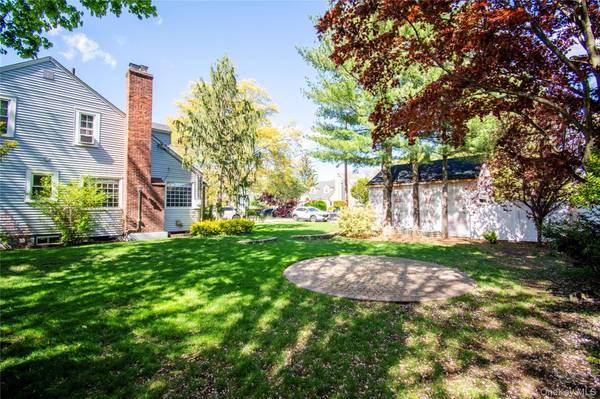 1360 Beulah CT, Baldwin, NY 11510