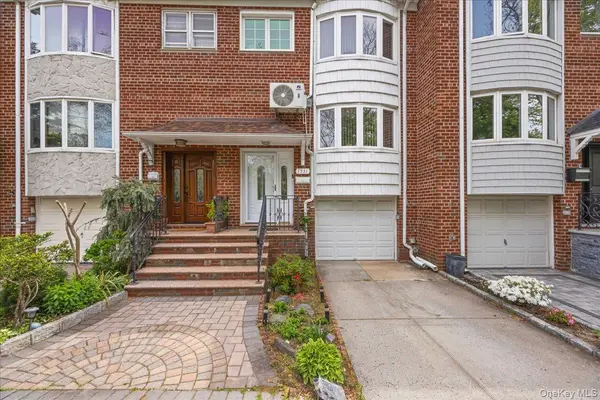15-31 144th ST, Whitestone, NY 11357