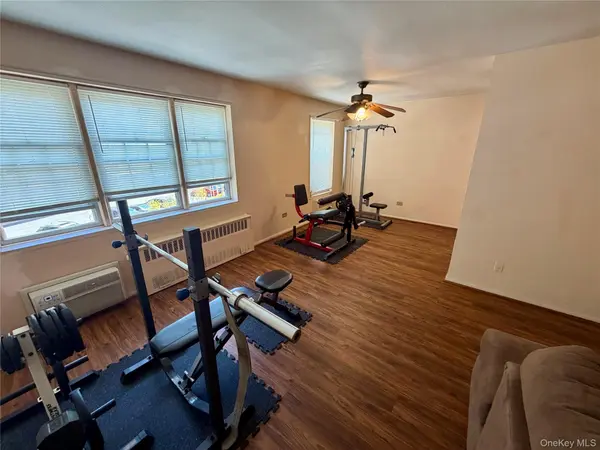 151-35 84th ST #2J, Howard Beach, NY 11414