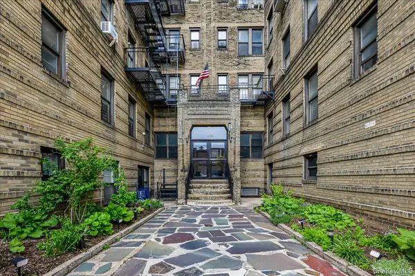 50-05 43rd Avenue #1M, Woodside, NY 11377