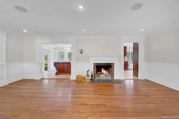 1719 Cedar Swamp RD, Brookville, NY 11545