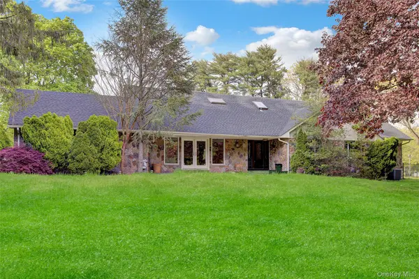 1719 Cedar Swamp RD, Brookville, NY 11545