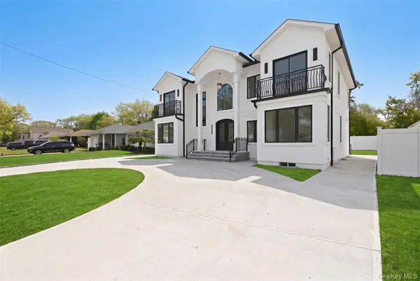 1275 Barry DR, Valley Stream, NY 11580