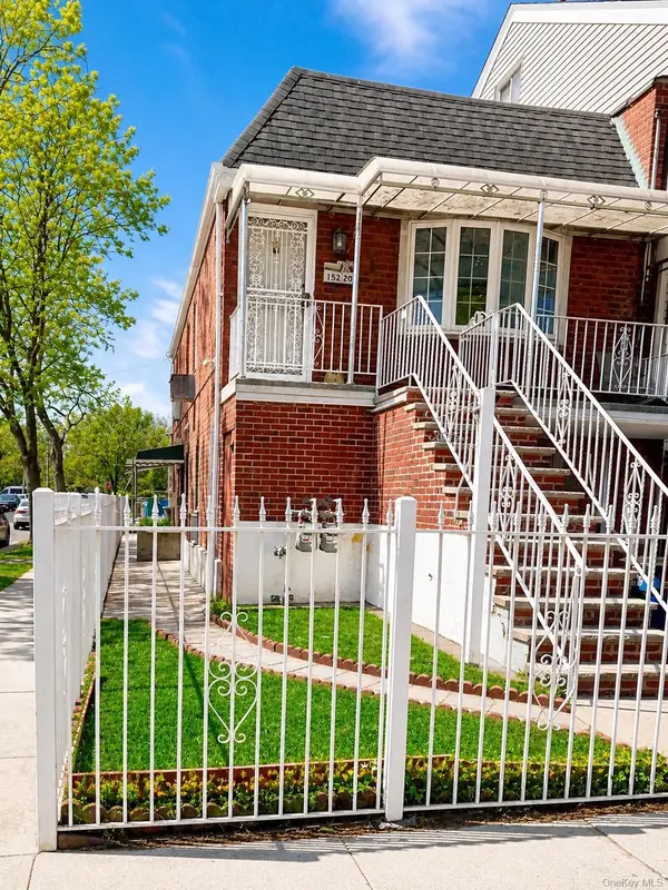 152-20 Peck AVE, Flushing, NY 11355