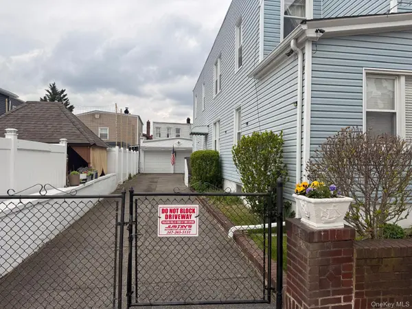 95-28 103rd ST, Ozone Park, NY 11416