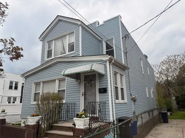 95-28 103rd ST, Ozone Park, NY 11416