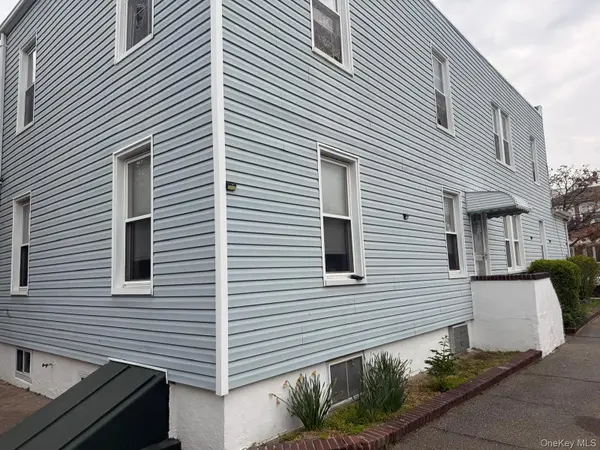 95-28 103rd ST, Ozone Park, NY 11416