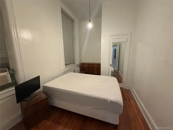 857 9th AVE #D, New York (manhattan), NY 10019