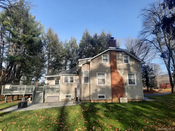 23 Valley AVE, Central Valley, NY 10917