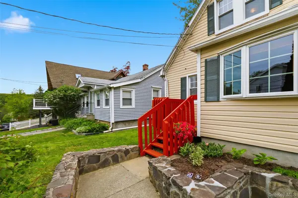 20 Samstag AVE, Ossining, NY 10562