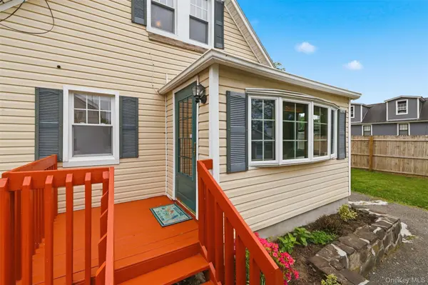 20 Samstag AVE, Ossining, NY 10562