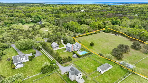 144 DAMASCUS RD, East Quogue, NY 11942