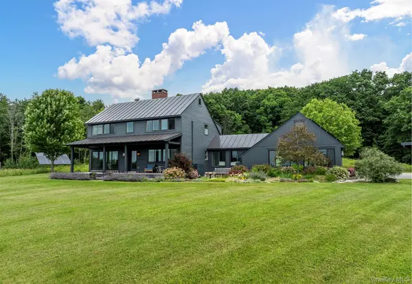 53 May LN, Chatham, NY 12165
