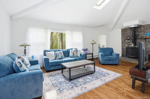 54-58 De Liso LN, Mahopac, NY 10541