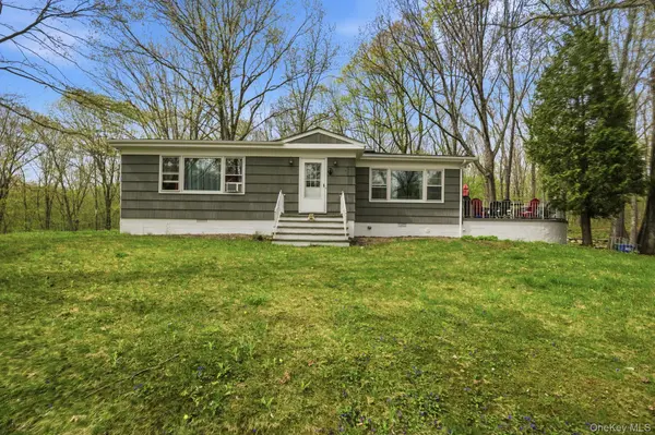 54-58 De Liso LN, Mahopac, NY 10541
