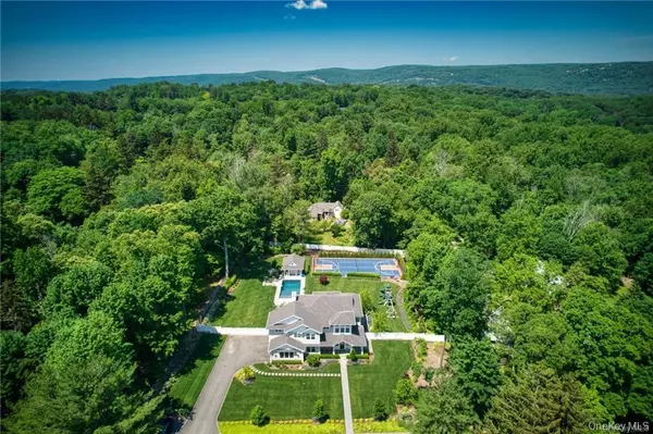 98 Mongaup RD, Monticello, NY 12701