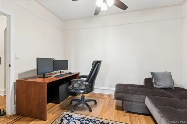 73-20 Austin ST #3O, Forest Hills, NY 11375
