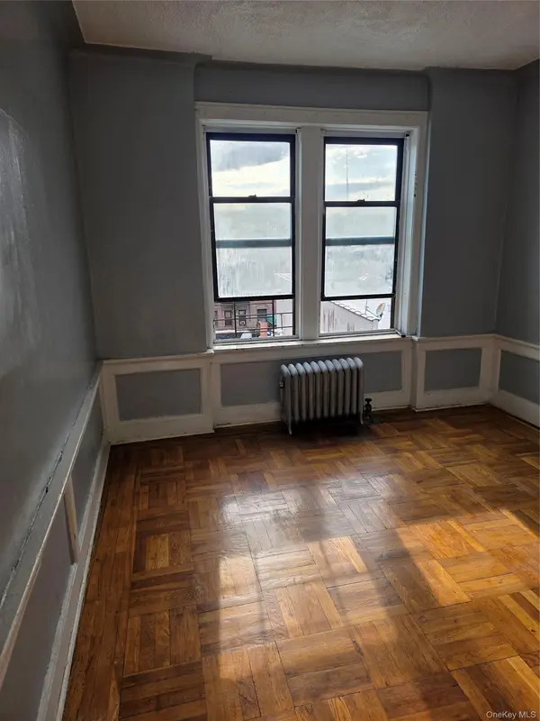 1115 Dorchester RD #4f, Brooklyn, NY 12218