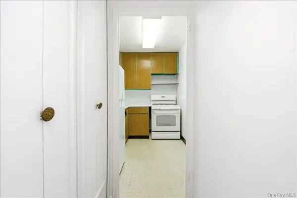 110-11 Queens BLVD #6M, Forest Hills, NY 11375