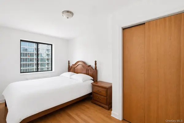 14225 37th AVE #6B, Flushing, NY 11354