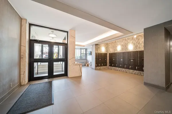155 Ferris AVE #11B, White Plains, NY 10603