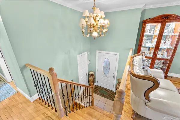 9107 161st AVE, Howard Beach, NY 11414