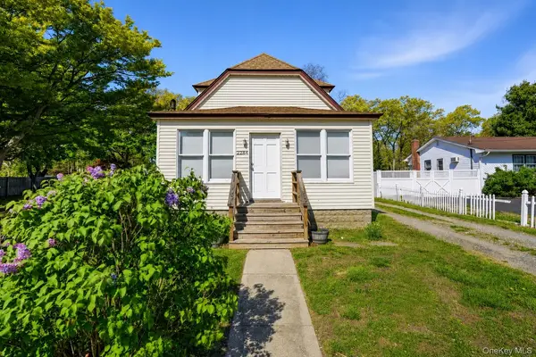 2284 Ocean AVE, Ronkonkoma, NY 11779