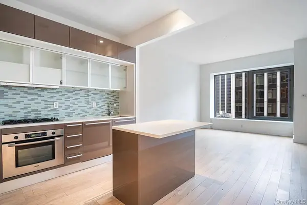 75 Wall ST #24D, New York (manhattan), NY 10005