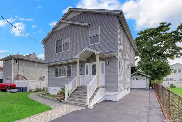 587 Miller AVE, Freeport, NY 11520