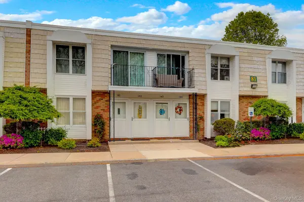 81 Rocky Point Yaphank RD #144, Rocky Point, NY 11778
