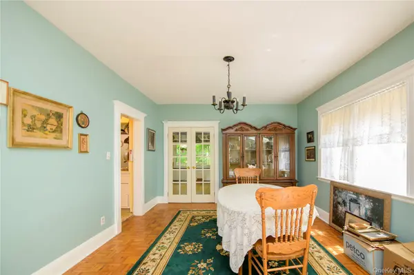 88 Prospect AVE, Douglaston, NY 11363