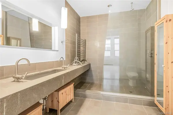 55 Berry ST #4F, Brooklyn, NY 11249