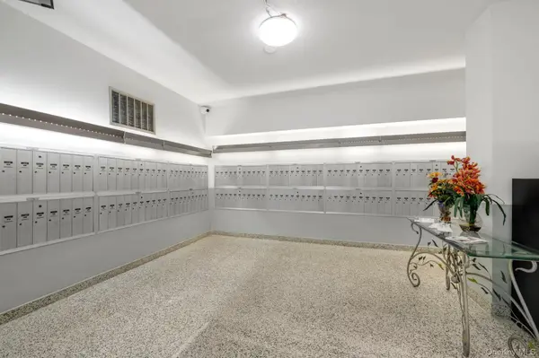 1841 Central Park AVE #8G, Yonkers, NY 10103