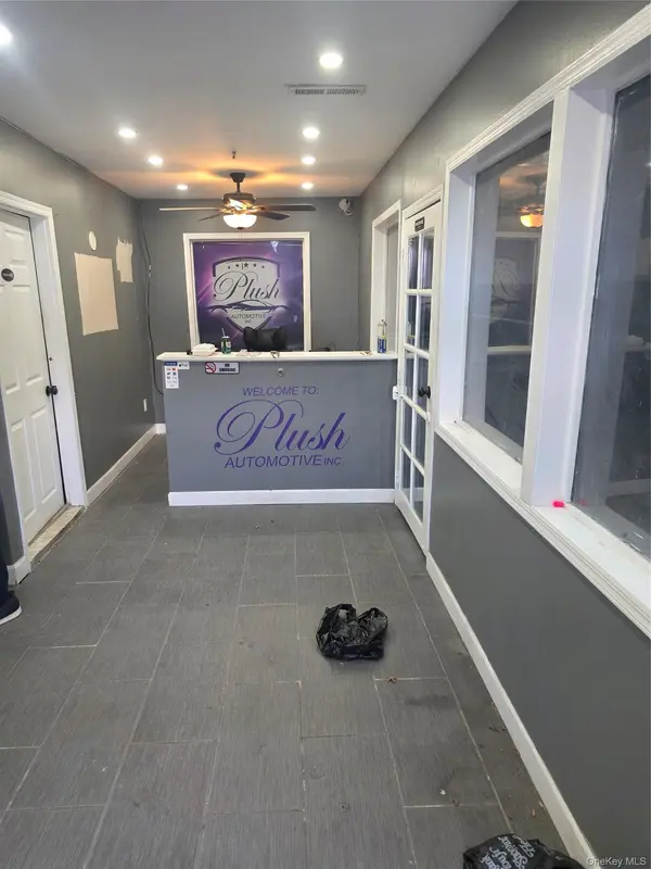 21006 Jamaica AVE, Queens Village, NY 11428