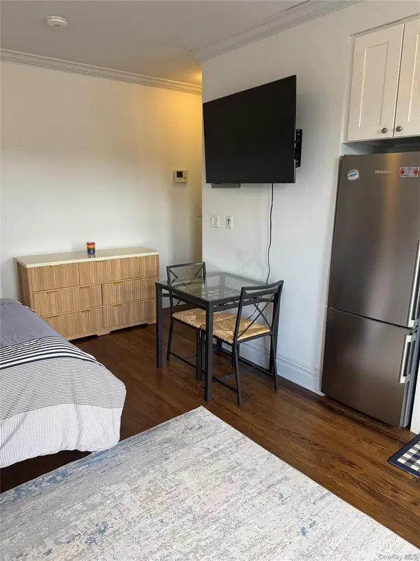 42-22 Ketcham ST #D11, Elmhurst, NY 11373